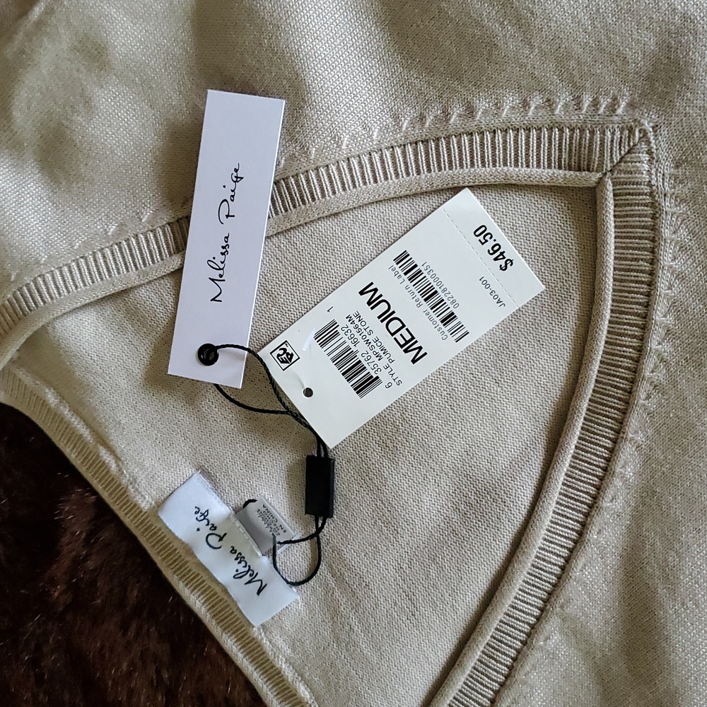 MELISSA PAIGE V-Neck Sweater NWT